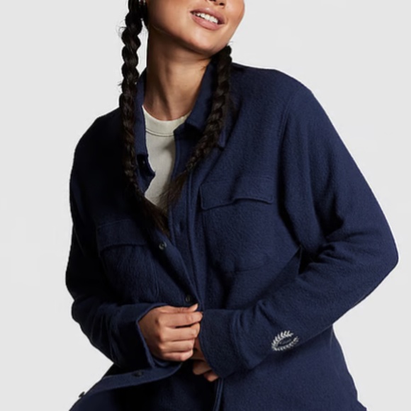 New💙PINK Victoria’s Secret Reverse Fleece Shacket - Picture 2 of 4